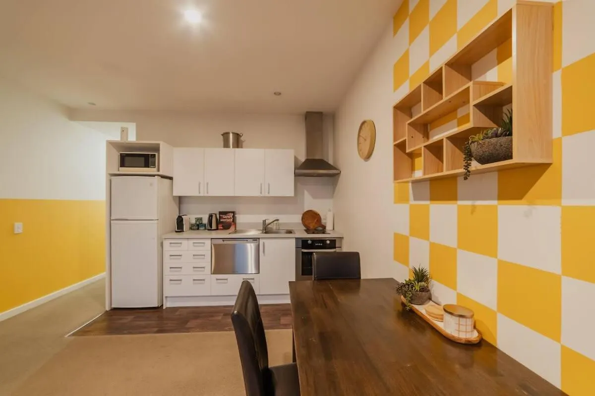 Linwood Luxe Your Elegant 1Br Oasis On Cashel Christchurch Apartment